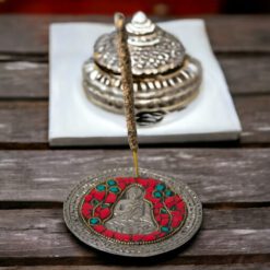 QUEMADOR INCIENSO METAL LABRADO BUDA 9,5 CM DIÁMETRO - ROJO - Imagen 3