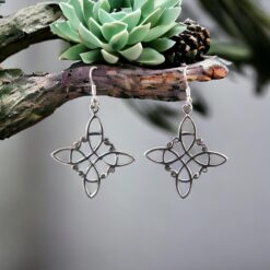 Pendiente Plata de Ley 925 NUDO DE BRUJA REF 890