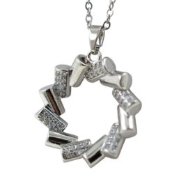 Colgante Acero Plateado Redondo con Circonitas